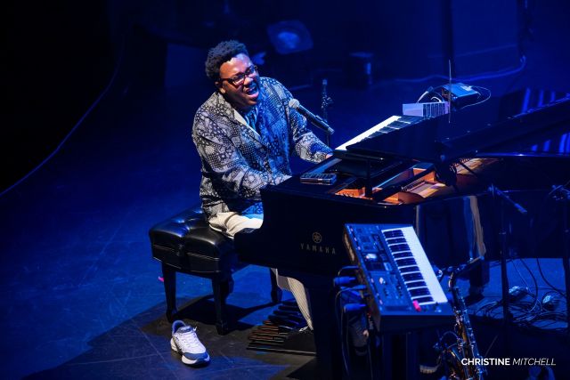 자하리(jahari on keys yamaha). 제공 재즈브릿지컴퍼니