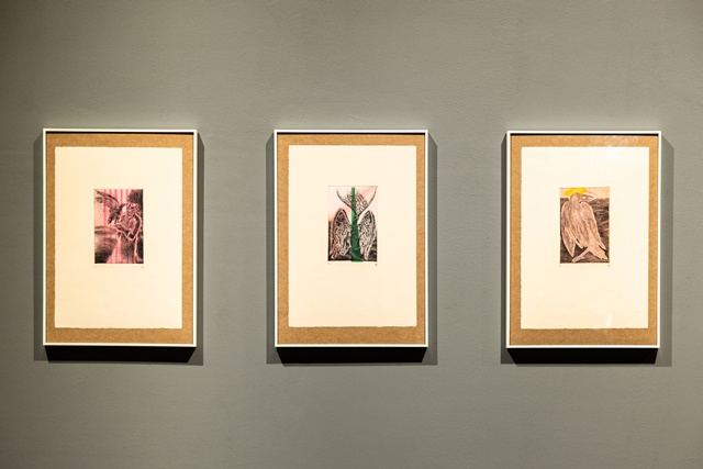 마두 다스, 풍경으로의 유배, 2021, 파브리아노 로사피나 판화지 위에 친 콜레와 드라이포인트, 9.5x15cm(5점). 이미지 보글맨션