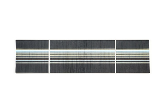 전병삼, MOMENT, 2022, Stacking printed photographs, 200x50cm. 이미지 갤러리 그림손