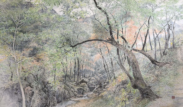 송병진, 同行-청평사 가는 길, 2023, 먹 채색 화선지(rice paper), 162×97㎝(100호M). 이미지 갤러리은