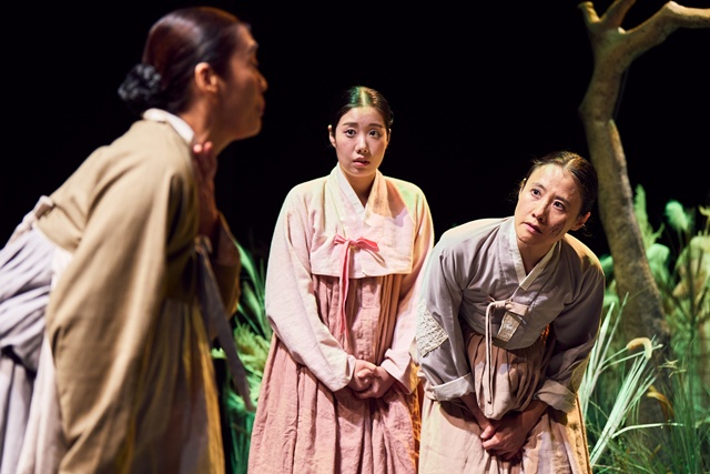 '춘섬이의 거짓말' 공연 장면. 제공 극단 모시는사람들