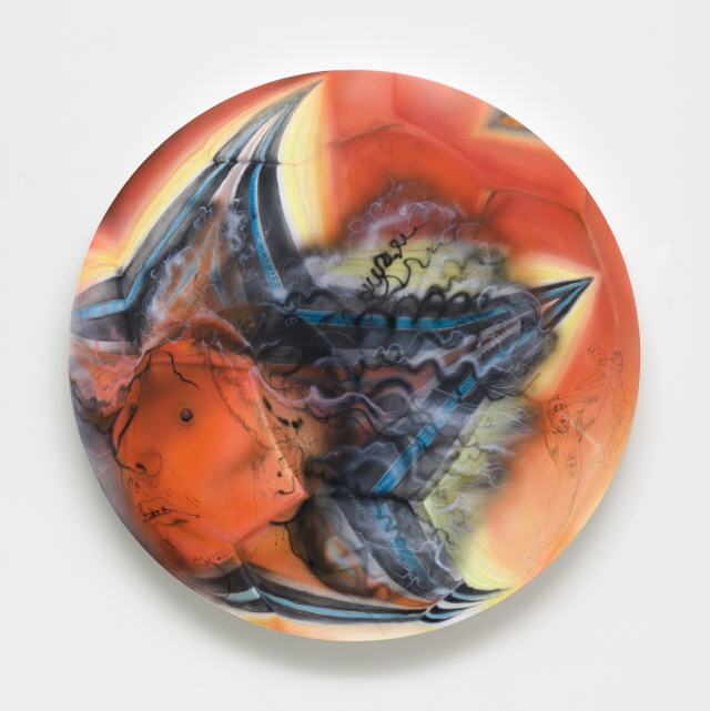 장예빈 Yebin Chang, Superstar, 2025, Acrylic on canvas, 70 cm (diameter). 이미지 FIM