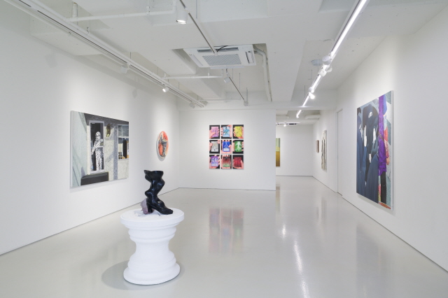 4인전 "Velvet Hammers" 전시 모습. 이미지 FIM