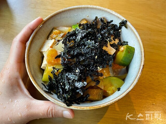 다이어트와 저속노화를 위한 밥도둑 가지찌개 레시피7. 사진 백연지 시민기자.