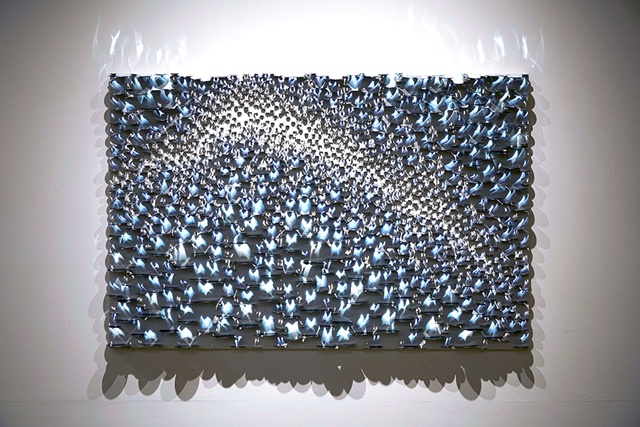 권용래, Light in Light - Sky Blue, 2025, Stainless steel on canvas, 82.3 x 125.2cm. 이미지 갤러리조은