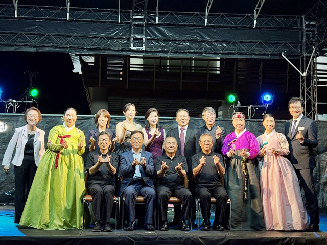 단체 기념 사진. 제공 뷰티플마인드