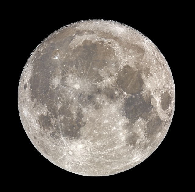 꽉 차오른 보름달. 이미지 국립광주과학관.