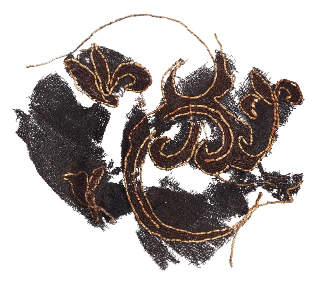 미륵사지 직물 금사자수. 이미지 국립익산박물관.