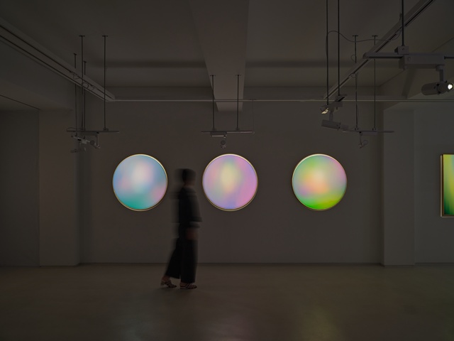 빛의 추상 (The Abstraction of Light), 2011-2025, Mixed media, 100cm diameter. 이미지 갤러리508