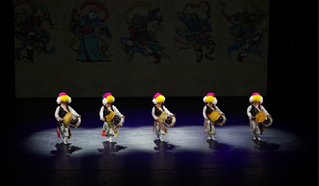 김오채류 선반설장구 장면. 이미지 국립남도국악원.