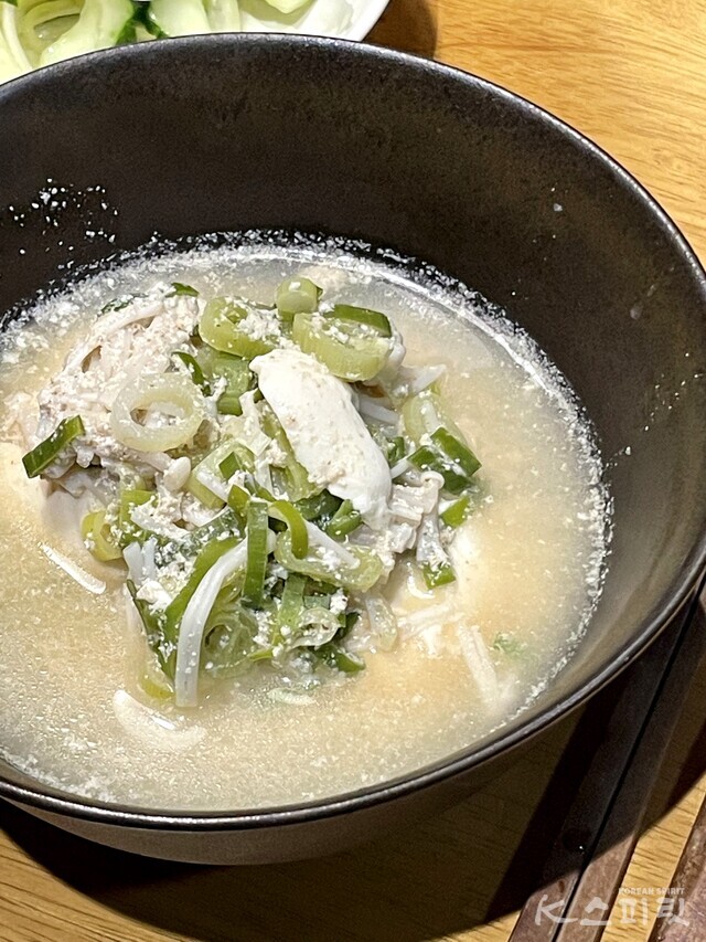 속 편하고 뜨끈한 초초간단 들깨순두부탕. 사진 백연지 시민기자.