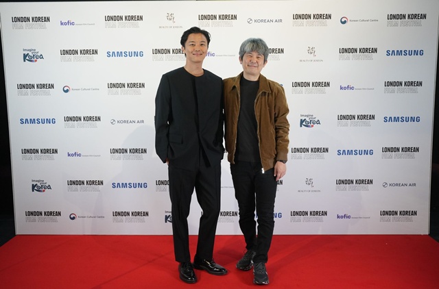 제20회 런던한국영화제 개막식에 참석한 김종관 감독과 연우진 배우. 사진 주영한국문화원 제공