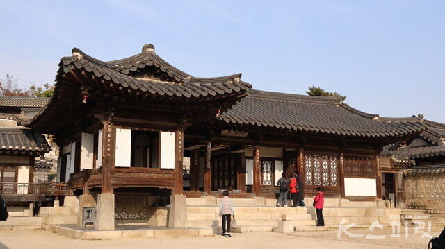 낙선재 전각들. 사진 강나리 기자.