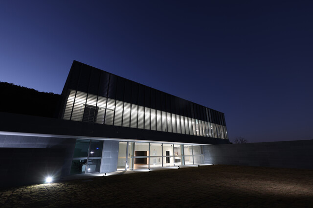 신성일기념관 외부. 사진 신성일기념관 영화인 추진위원회 