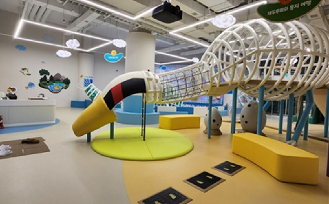 다양한 형식으로 동식물의 세계 체험하세요 - 뉴스 썸네일 이미지