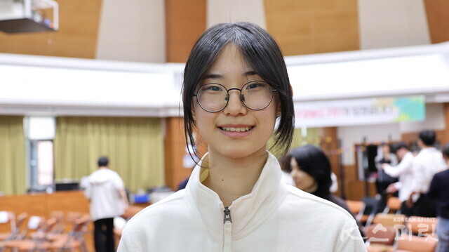 올해 벤자민인성영재학교에 입학한 13기 이다은 학생. 사진 강나리 기자.